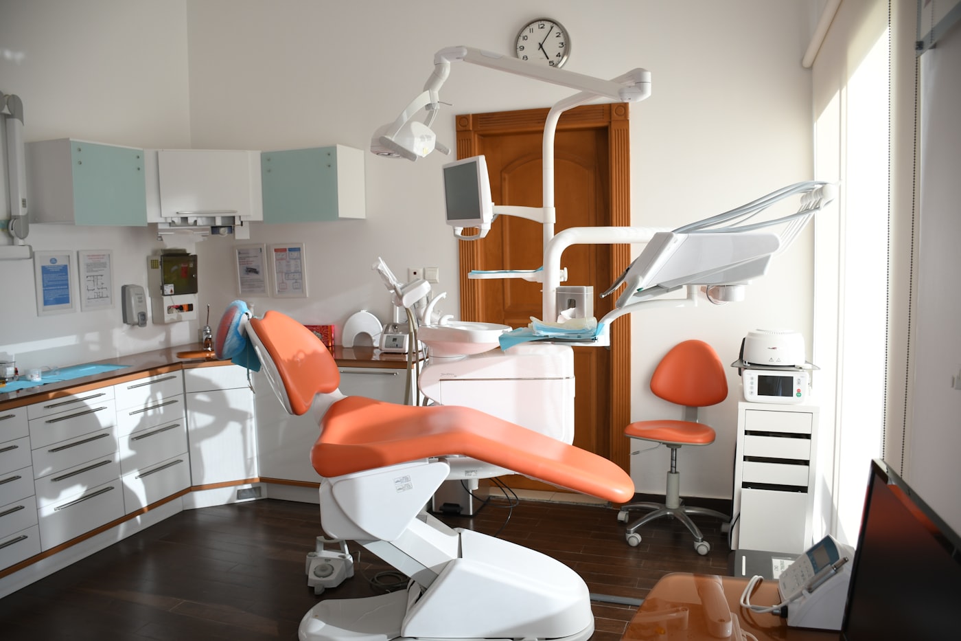 Empty dental chair when patient calls go to voicemail